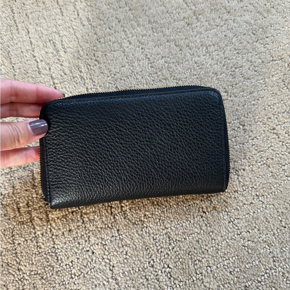 Coach Medium ID Zip Wallet. NWOT. Black. - Picture 5 of 9